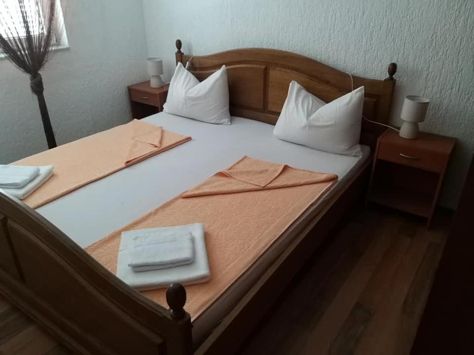 Apartman Zahira Karlobag Dış mekan fotoğraf