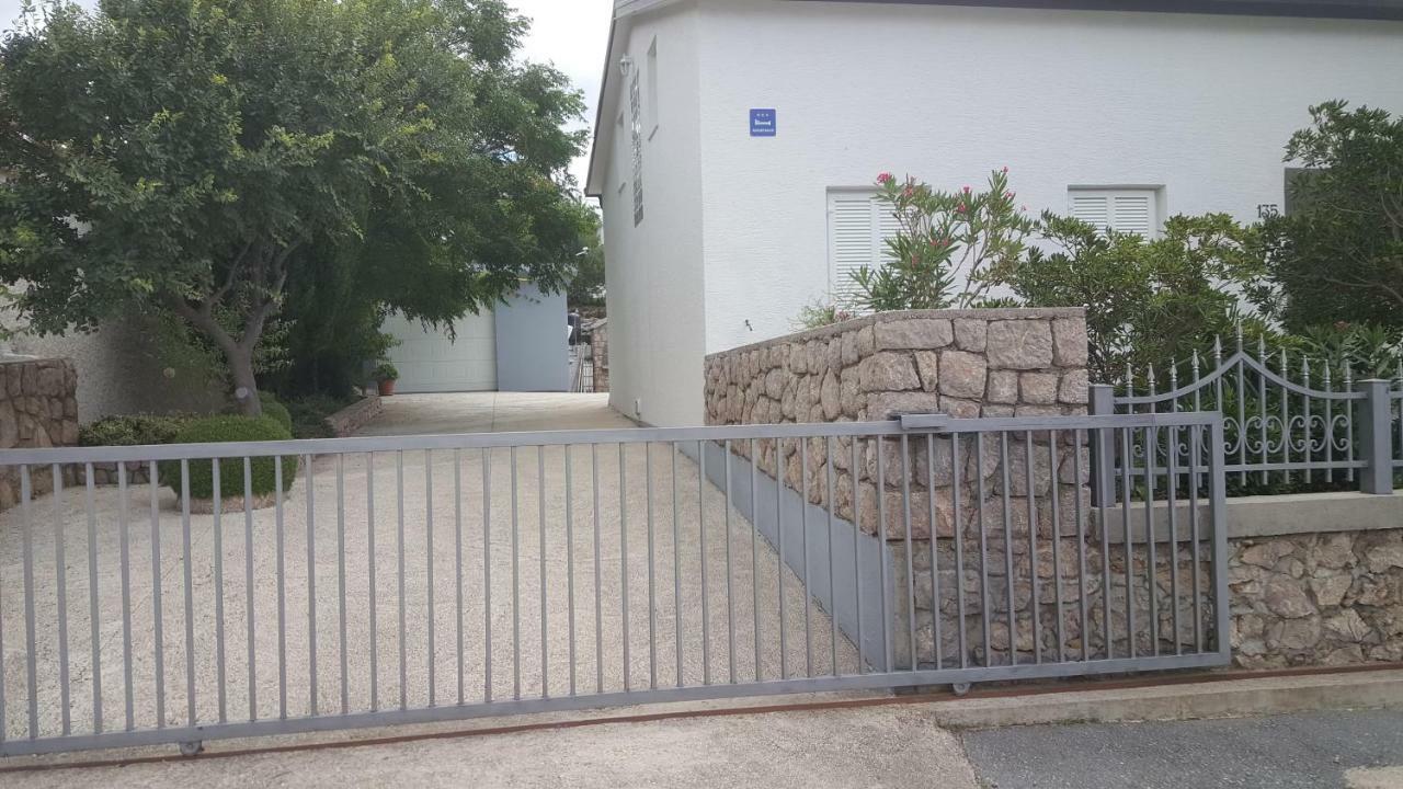 Apartman Zahira Karlobag Dış mekan fotoğraf